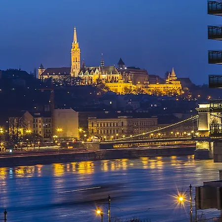 Danube Pest-side *